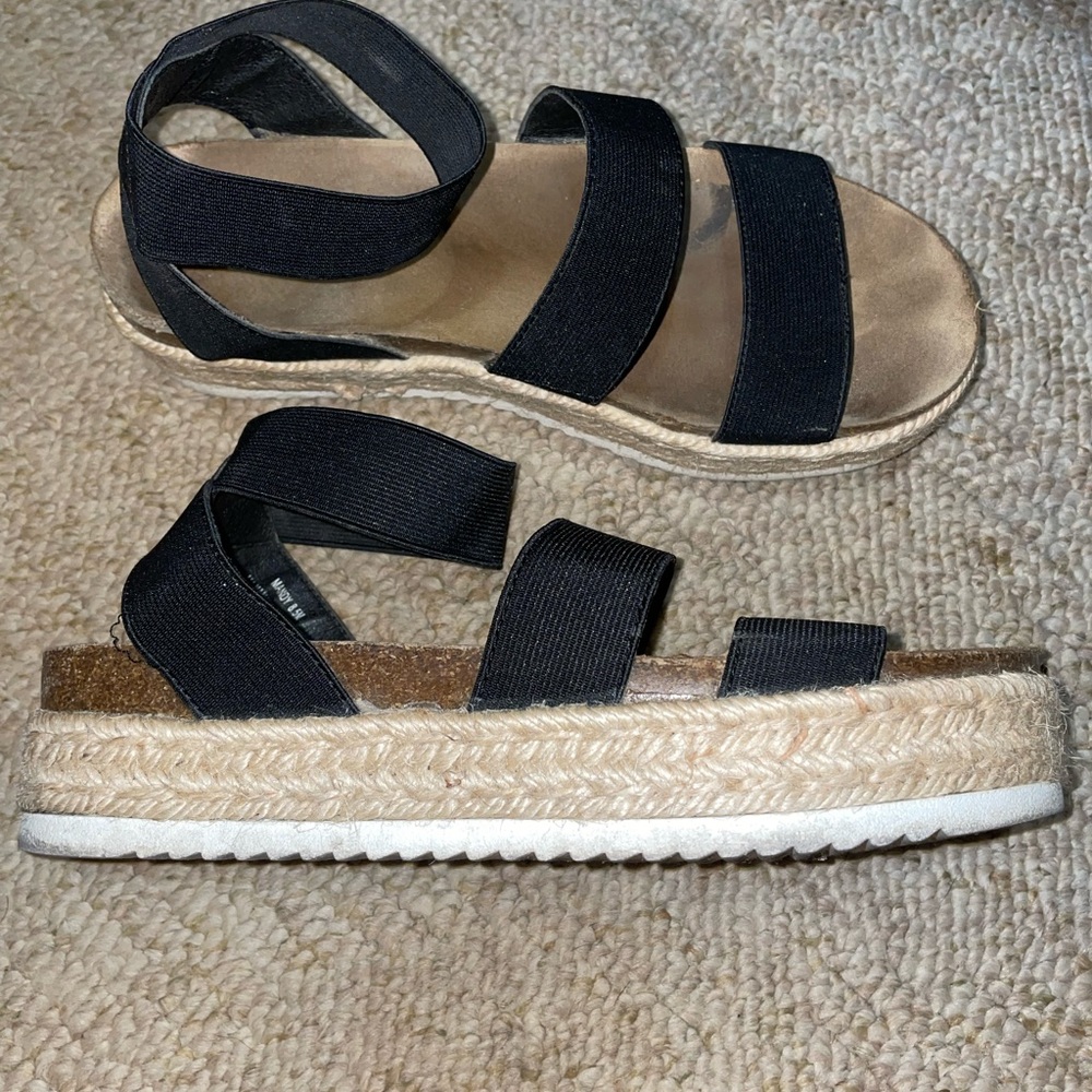 Women’s sandal